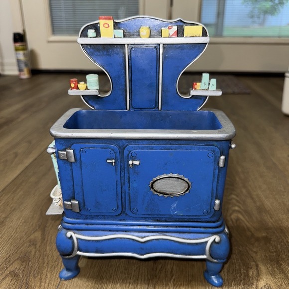 Miniature toy stove collectible - Picture 1 of 9